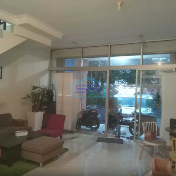 Disewakan Ruko Siap Pakai di Harapan Indah 2 Bekasi Luas Bangunan 140m2-1