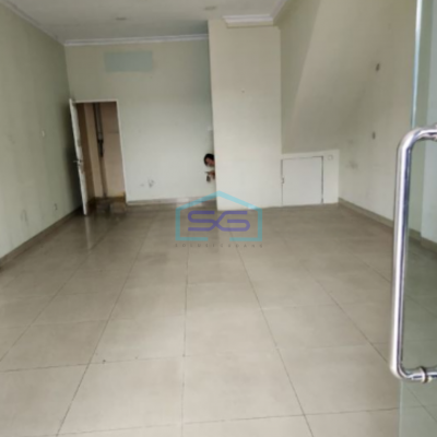Disewakan Ruko Bagus di Bulevar Hijau Kota Harapan Indah Bekasi Luas 57m2