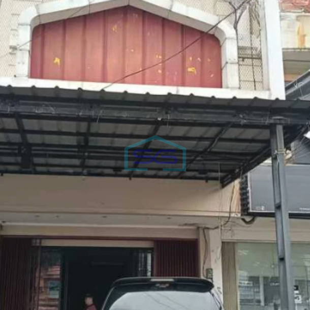 Disewakan Ruko 3Lt di Bulevard Hijau Harapan Indah Bekasi Luas Bangunan 225m2-1