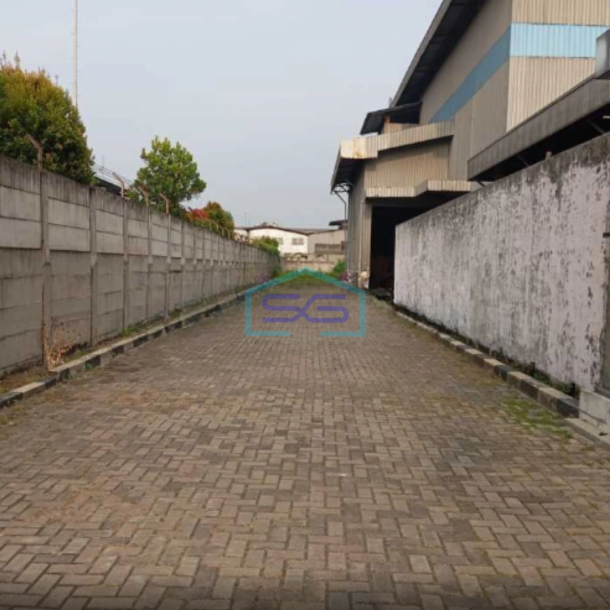 Disewakan Gudang Siap Pakai Di Kawasan Industri Cikarang Jababeka 2 Bekasi LB 2281m2-1