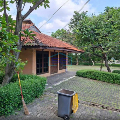 Dijual Tanah Bonus Bangunan Di Jl Warung Jati Barat Ragunan Jakarta Selatan LT 3849m2