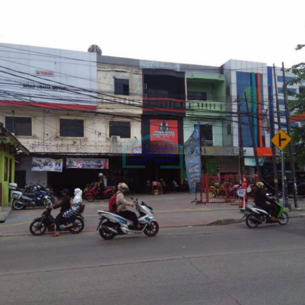 Disewakan 4 unit Ruko Gandeng di Plumpang Semper Jakarta Utara LB 500m2-1