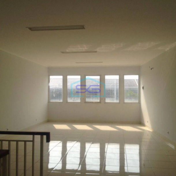 Disewakan Ruko 3 Lantai di Tangerang LB 240m2-4