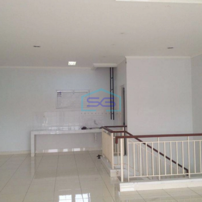 Disewakan Ruko 3 Lantai di Tangerang LB 240m2