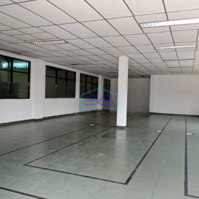 Dijual Cepat Gudang Siap Huni Luas Bangunan 3850 m² di Cilodong Depok