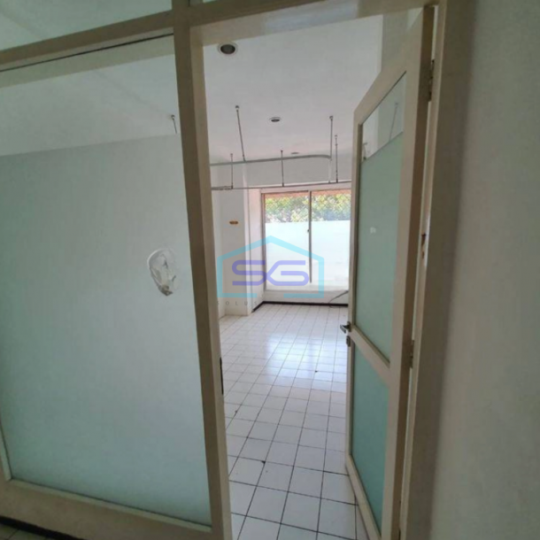 Dijual Ruko 2 Lantai di Jalan Kelapa Hibrida Raya, Kelapa Gading, Jakarta Utara-1