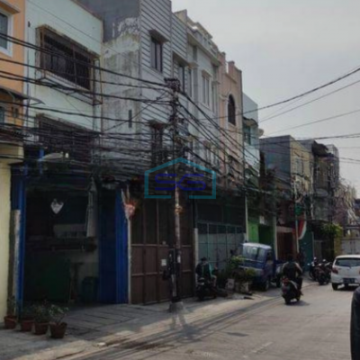 Dijual Ruko di Pinggir Jalan Raya Jelambar Utama Raya, Jakarta Barat LB 210m2
