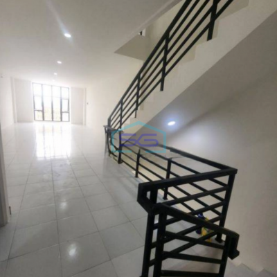 Dijual Ruko Gandeng Gravitas Lavon Swancity Jalan Raya Pasar Kemis,Tangerang LB 482m2