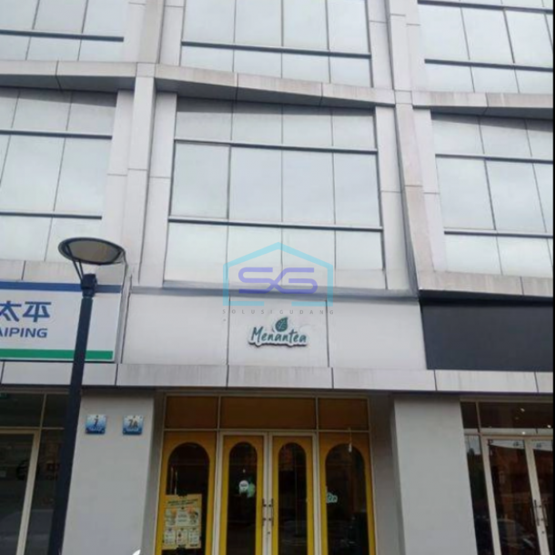 Disewakan Ruko 4 Lantai di Golf Island Blok D Pantai Indah Kapuk Jakarta Utara-1