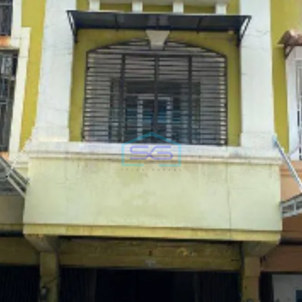 Dijual Ruko Mutiara Taman Palem Jakarta Barat Siap Pakai Parkiran Luas LB 189m2-1