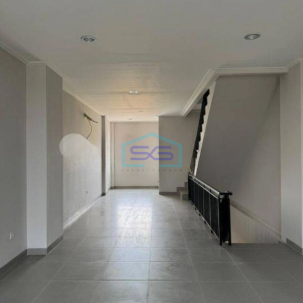 Disewakan Ruko Mega Kuningan Jakarta Utara Hadap Depan LB 202m2 Siap Pakai-3