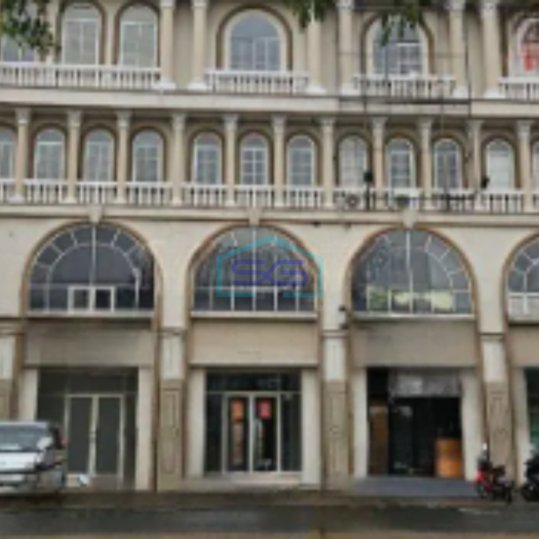 Disewakan Ruko Green Lake City Jakarta Barat LB 240m2 Siap Pakai-1