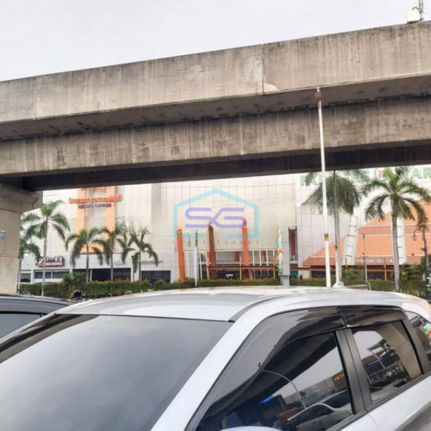 Disewakan Ruko di Boulevard Raya Lokasi Strategis di Kelapa Gading Jakarta Utara LB 180m2-3