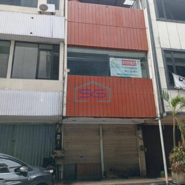 Disewakan Ruko 3 lantai di Boulevard Raya Kelapa Gading Jakarta Utara LB 175m2-1