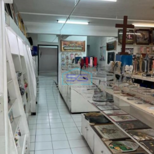 Dijual Ruko 3 Lantai Luas Bangunan  284 m² di Kelapa Gading Jakarta Utara-1