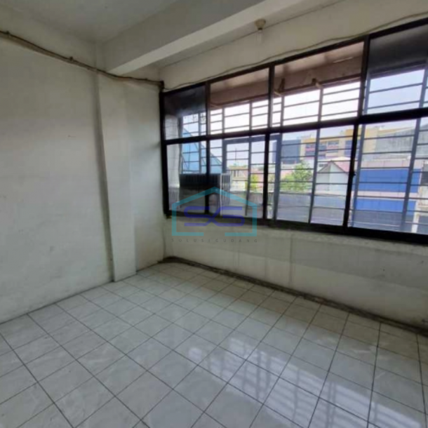 Dijual Ruko Luas Bangunan 264 m² di Tamansari Jakarta Barat-4