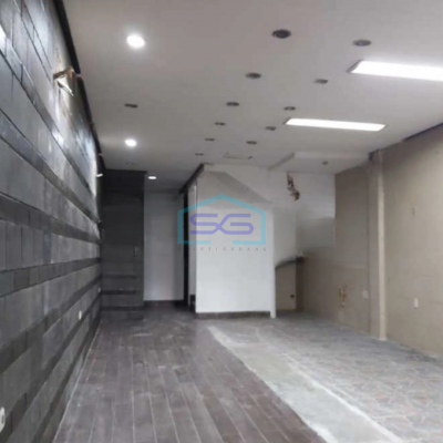 Disewakan Ruko 3 Lantai Luas Bangunan  175 m² di Kelapa Gading Jakarta Utara