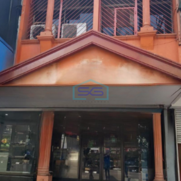 Dijual Ruko 3 Lantai Luas Bangunan  100 m²  Lokasi Kelapa Gading Jakarta Utara-1