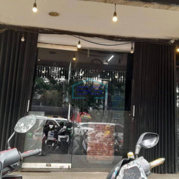 Dijual Ruko Hadap Jalan Utama Boulevard Raya Jakarta Utara LB 162m2-1