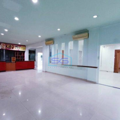 Dijual Ruko Gandeng 3 di Kebon Jeruk Jakarta Barat 3 Lantai