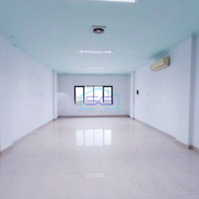 Dijual Ruko Gandeng 3 di Kebon Jeruk Jakarta Barat 3 Lantai