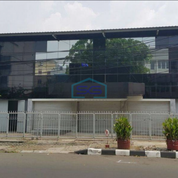 Disewakan Gedung Baru Ceper Raya Lokasi Strategis 2 Lantai Jakarta Pusat-1