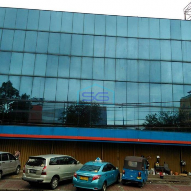 Disewakan Ruko Gedung Luas Tanah 460m2 di Jakarta Pusat Cocok Untuk Kantor-1