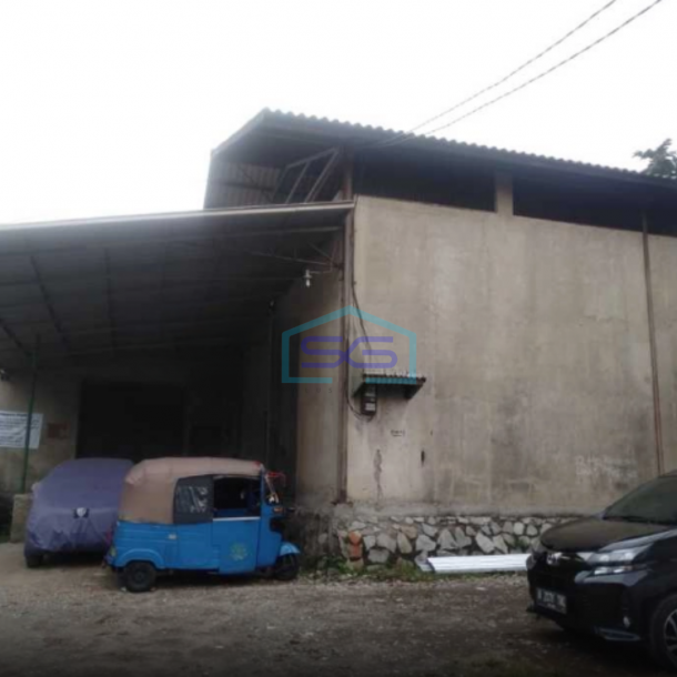 Dijual Gudang Luas Harga di Bawah NJOP di Cipinang Pulo Maja Jakarta Timur Luas Bangunan  400 m²-2