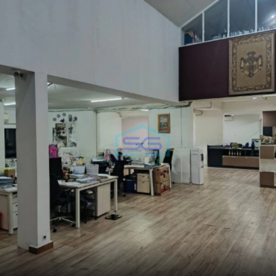 Dijual Kantor 2 Lt di Pinggir Jalan Utama Kebayoran Baru Jakarta Selatan Luas Bangunan  452 m²