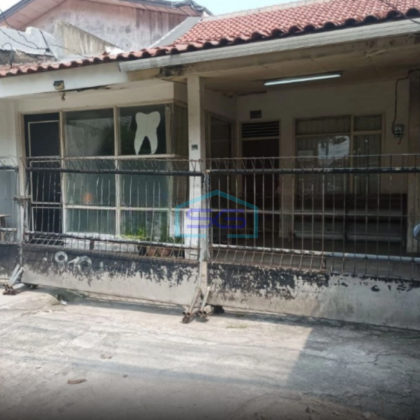 Dijual Ruang Usaha di Pinggir Jalan Raya Pasar Minggu Depan Stasiun Luas Bangunan  150 m²-1