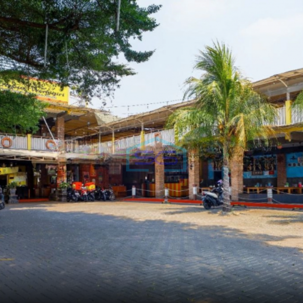 Dijual Ruang Usaha Ex Resto Sunda Lokasi Strategis dan Ramai Cilodong Depok Luas Bangunan  1240 m²-3