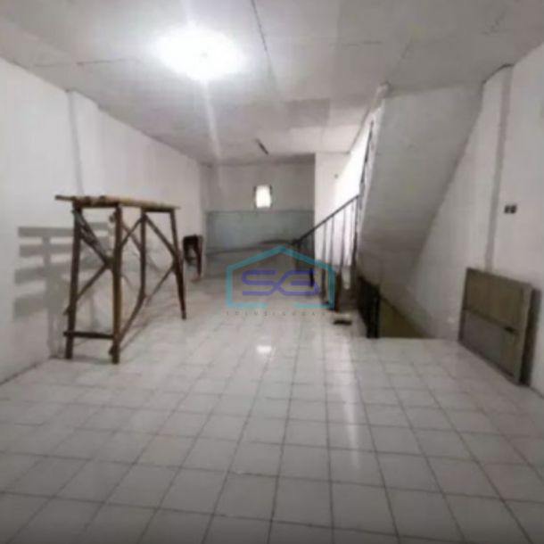 Dijual Ruko Strategis di Pinggir Jalan Margonda Raya Depok Luas Bangunan  300 m²-2