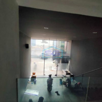 Disewakan Ruko 3 Lantai + Rooftop di Puri Mutiara Cipete Jakarta Selatan Luas Bangunan  260 m²