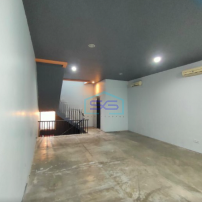 Disewakan Ruko 3 Lantai + Rooftop di Puri Mutiara Cipete Jakarta Selatan Luas Bangunan  260 m²