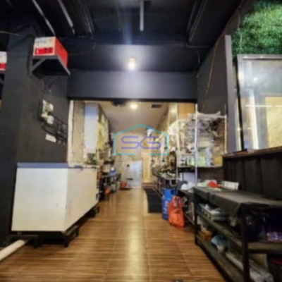 Dijual Ruang Usaha Ex Cafe Resto di Jatipadang, Jakarta Selatan Luas Bangunan  1000 m²