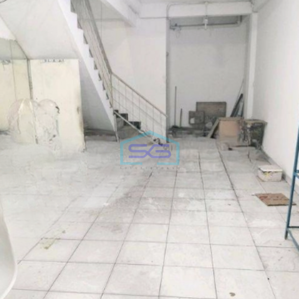 Disewakan Ruko Lokasi Strategis di Jelambar Jakarta Barat Luas Bangunan 296 m²-2