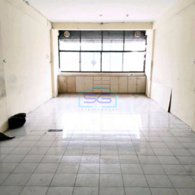 Disewakan Ruko Lokasi Strategis di Jalan Raya Bandengan Jakarta Utara Luas Tanah 108 m²
