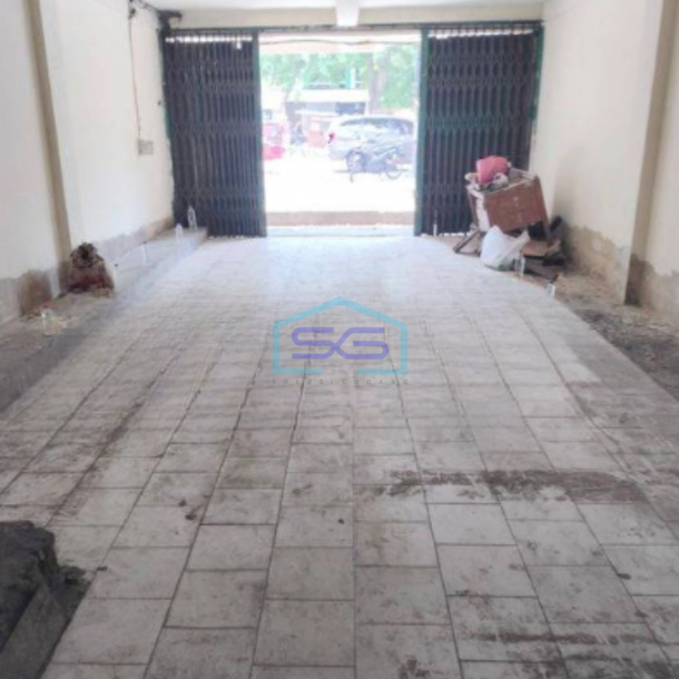 Disewakan Ruko 3 Lantai Lokasi Strategis di Taman Permata Indah Teluk Gong Jakarta Utara Luas Bangunan  225 m²-1