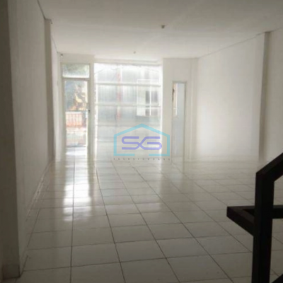 Disewakan Ruko Luas Bangunan 198 m² di Cengkareng Jakarta Barat