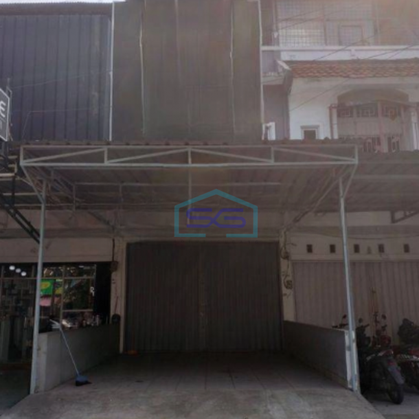 Disewakan Ruko 3 Lantai di Taman Palem Jakarta Barat Lokasi Strategis-1