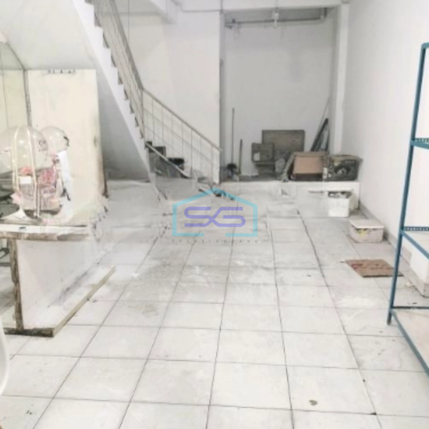 Disewakan Ruko Luas Bangunan  296 m² Lokasi Strategis di Jelambar Jakarta Barat-3