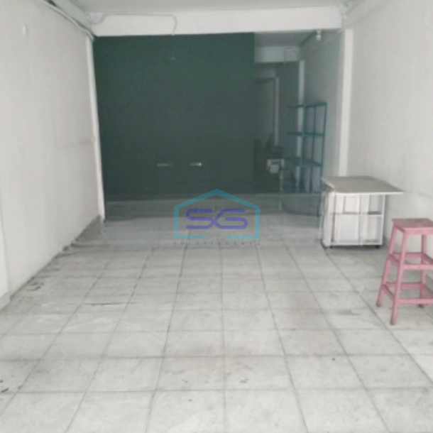 Disewakan Ruko Luas Bangunan  296 m² Lokasi Strategis di Jelambar Jakarta Barat-2