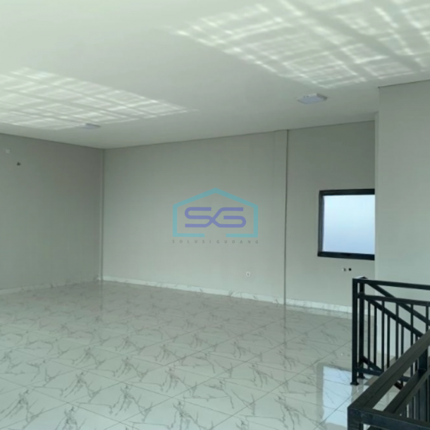 Dijual Gudang 3 Lantai Luas Bangunan  369 m² Lokasi Kotabumi Tangerang-2