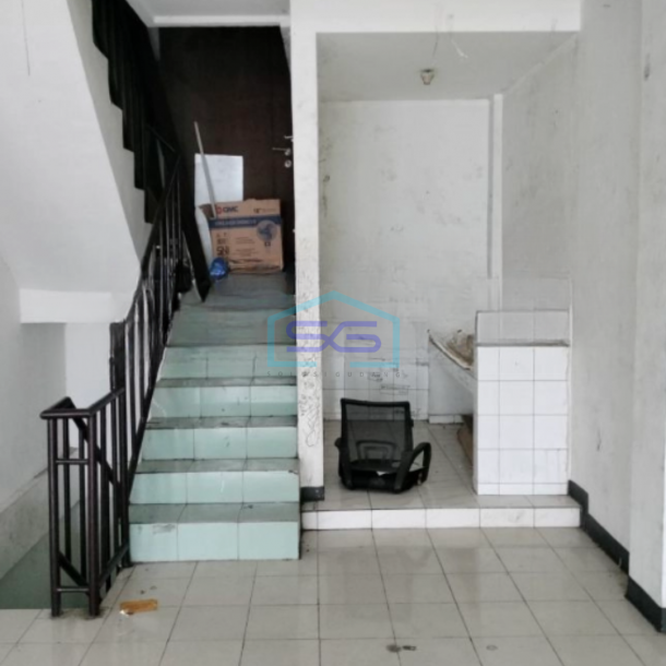 Disewakan Ruko Luas Tanah  105 m² Lokasi Cideng Jakarta Pusat-1