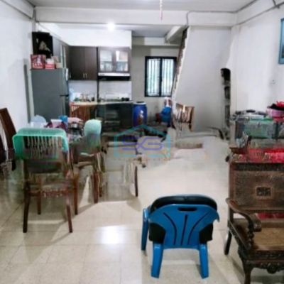 Disewakan Ruko Luas Bangunan  205 m² Lokasi Strategis di Jembatan Tiga Jakarta Utara