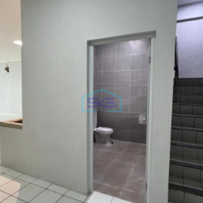 Disewakan Ruko Luas Bangunan  360 m² Lokasi Mangga Dua Jakarta Barat