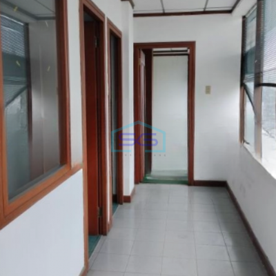 Disewakan Ruko Luas Bangunan 420 m² Lokasi Kedoya Jakarta Barat