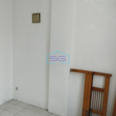 Disewakan Ruko Luas Bangunan 272 m² Lokasi Strategis di Muara Karang Jakarta Utara