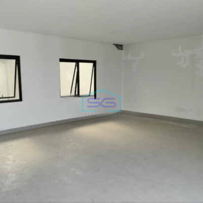 Disewakan Gudang Luas Tanah 492 m² Akses Container 40 Feet di Daan Mogot Jakarta Barat