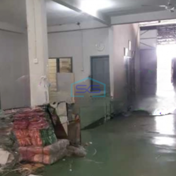 Disewakan Gudang Luas Tanah 563 m² Lokasi Startegis di Kapuk Jakarta Utara-1